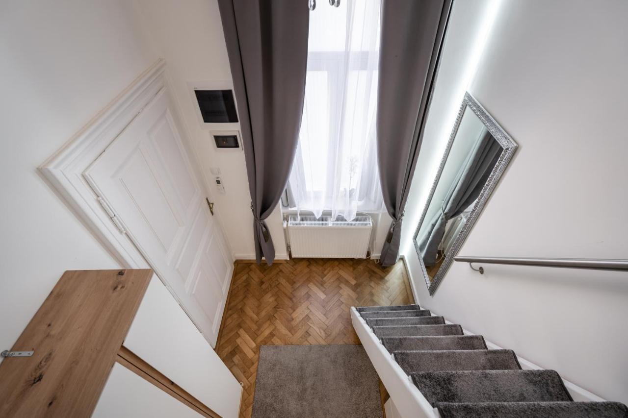 Galaxy Cube Apartment Budapest Eksteriør bilde