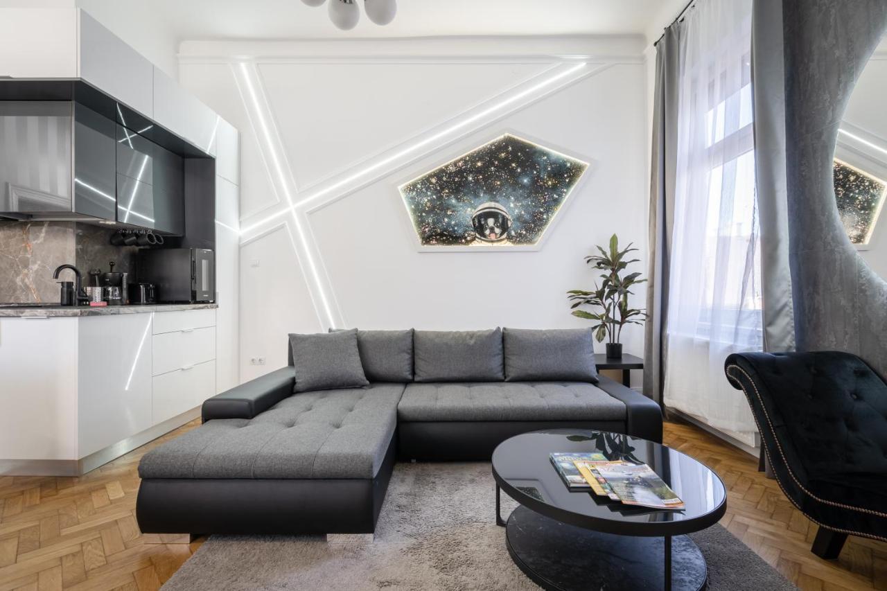 Galaxy Cube Apartment Budapest Eksteriør bilde